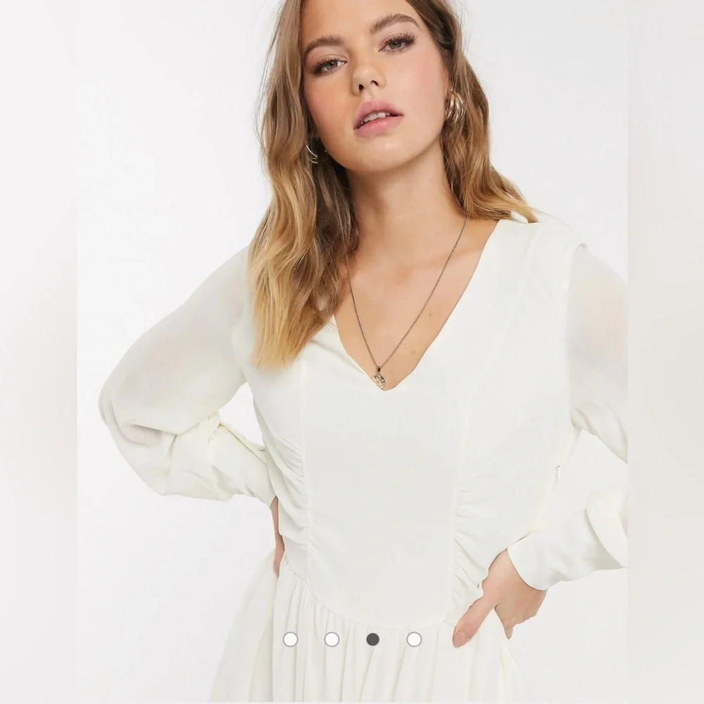 Vero Moda Cream Tiered Maxi Dress Size Small